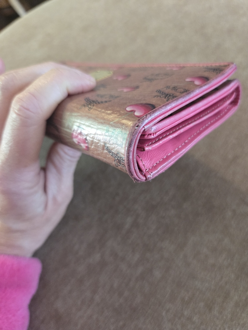 MCM Sweet Visetos Wallet - Picture 10 of 14